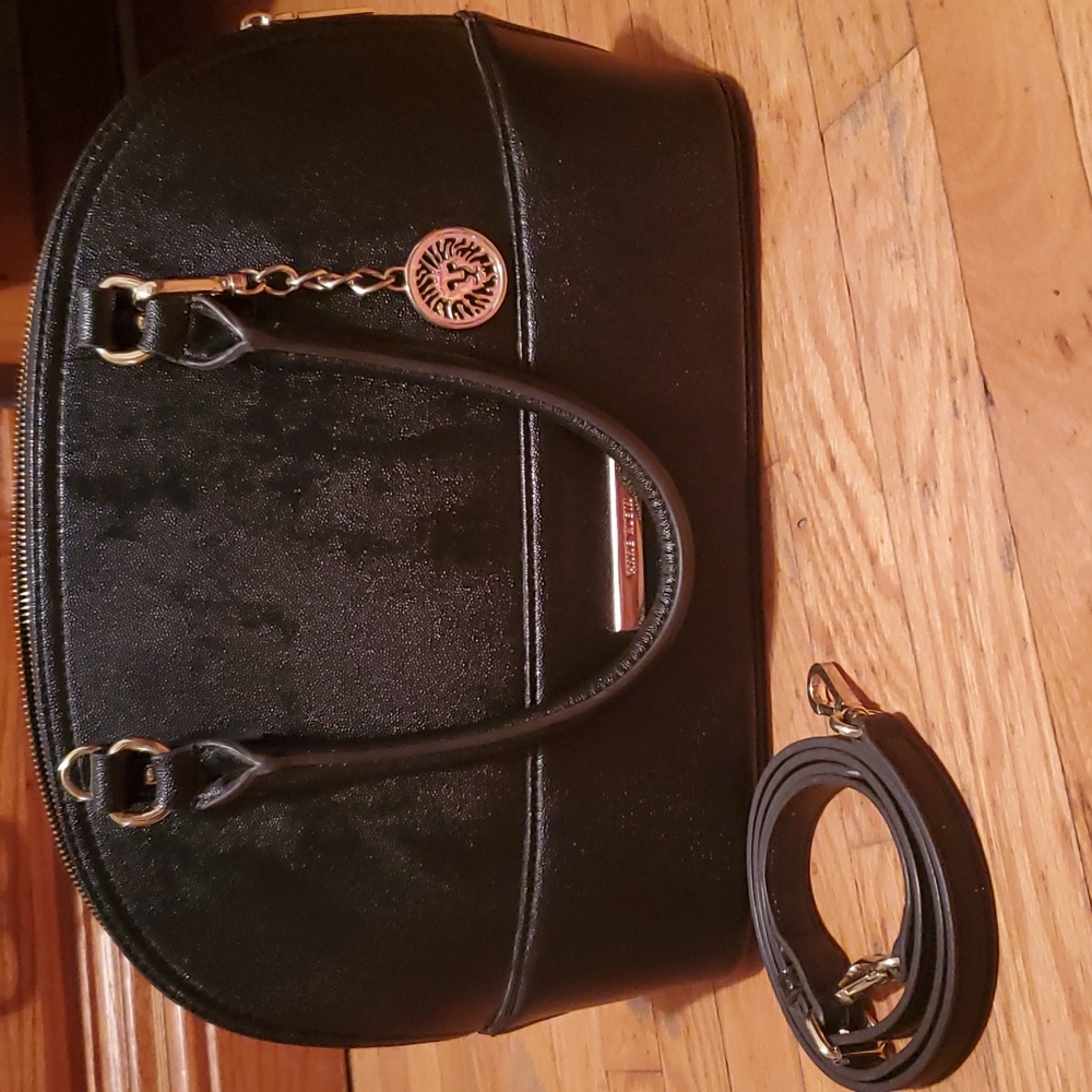 Anne Klein hand bag with cross body strap.